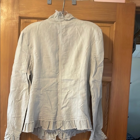 Women's Ruffled Cream Jacket - Picture 3 of 3
